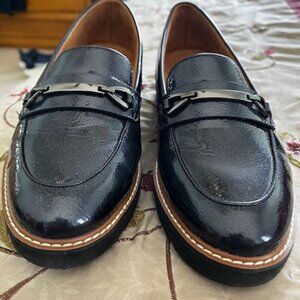 Naturalizer Navy Blue Loafers